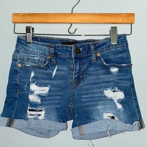 aeropostale medium wash midi shorts